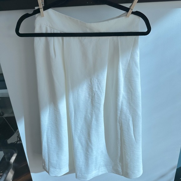 White Skirt RW and co. - Picture 2 of 3